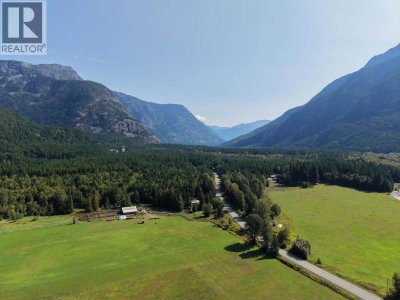 4892 MACKENZIE 20 Highway | Bella Coola British Columbia | Slide Image Two