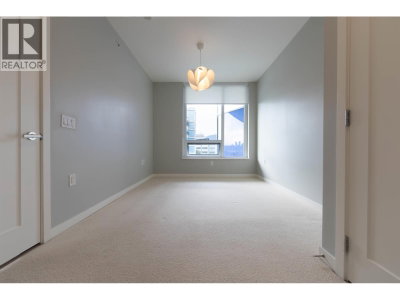 118 CARRIE CATES Court | North Vancouver British Columbia | Slide Image Thirteen