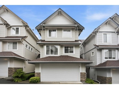 20582 67 Avenue | Langley British Columbia | Slide Image Two