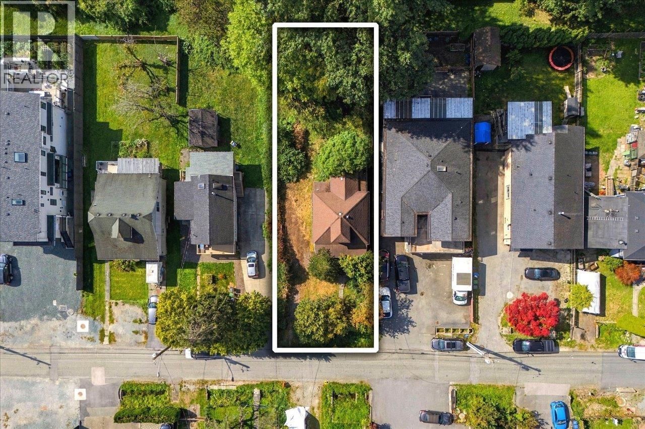242 BOYNE Street, New Westminster, British Columbia V3M 5J8