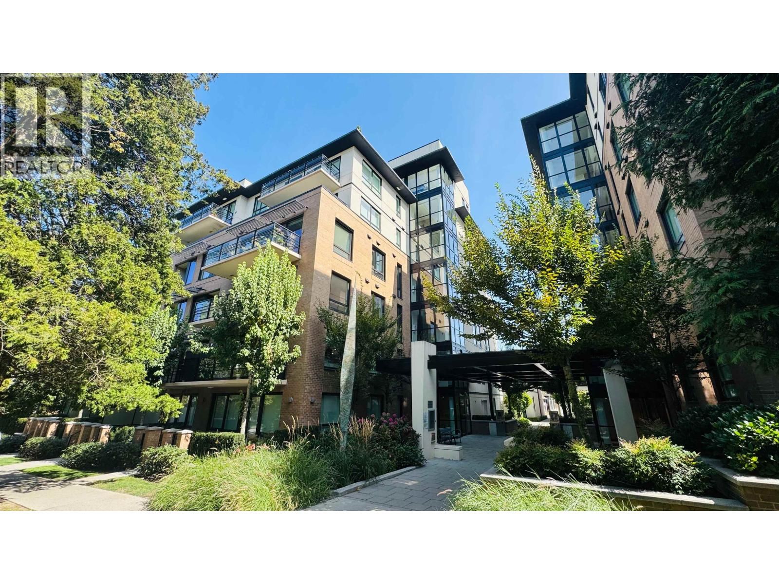 4408 CAMBIE Street, Vancouver, British Columbia V5Y 0M2