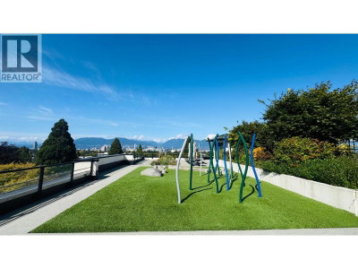 4408 CAMBIE Street | Vancouver British Columbia | Slide Image Fifteen
