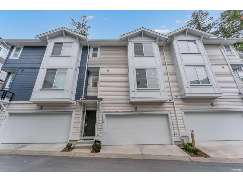 14355 62 Avenue Surrey British Columbia, V3X 0K6 - 4 Bedrooms Condo For Sale