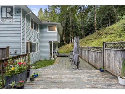 26280 GRANT Avenue | Maple Ridge British Columbia | Slide Image Thirty-one