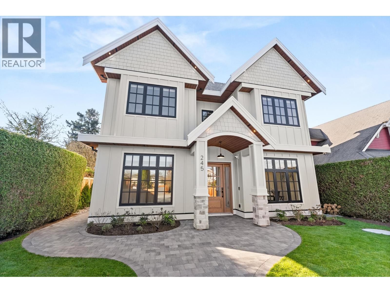 245 66 Street, Delta, British Columbia V4L 1M7