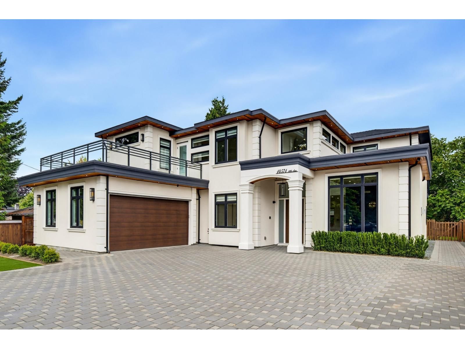 14571 106 Avenue, Surrey, British Columbia V3R 1S9