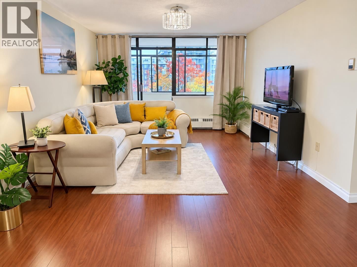 6611 MINORU Boulevard, Richmond, British Columbia V6Y 1Y9