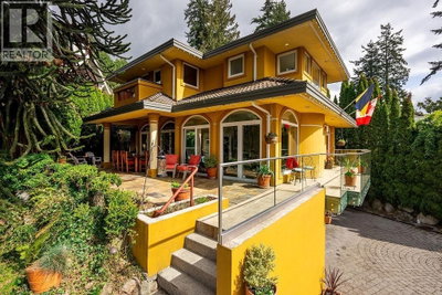 2635 ROSEBERY Avenue | West Vancouver British Columbia | Slide Image Two