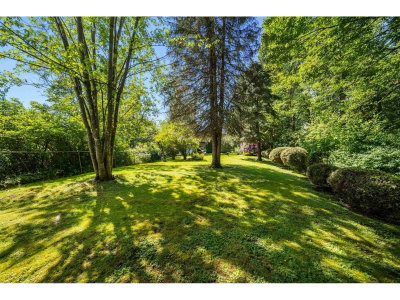 19949 51 Avenue | Langley British Columbia | Slide Image Two