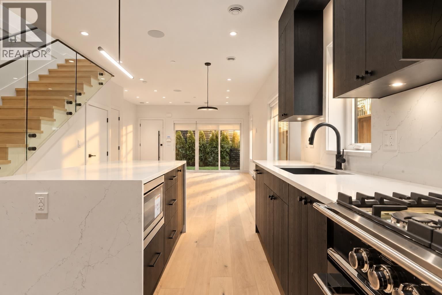 2539 GRANT Street, Vancouver, British Columbia V5K 3G6