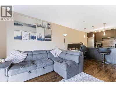 2982 BURLINGTON Drive | Coquitlam British Columbia | Slide Image Six