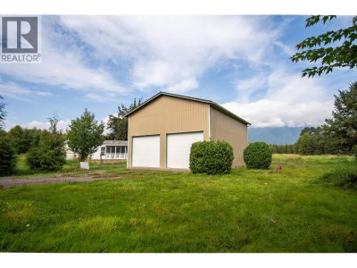 19555 RICHARDSON Road | Pitt Meadows British Columbia | Slide Image Ten