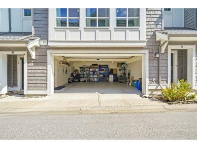 9688 162A Street | Surrey British Columbia | Slide Image Twenty-three