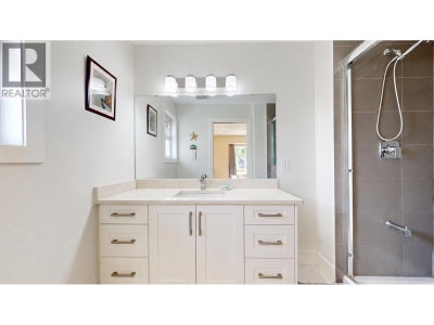 2015 BALSAM Way | Squamish British Columbia | Slide Image Seventeen