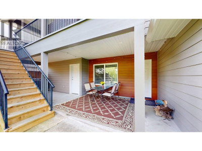 2015 BALSAM Way | Squamish British Columbia | Slide Image Twenty-three