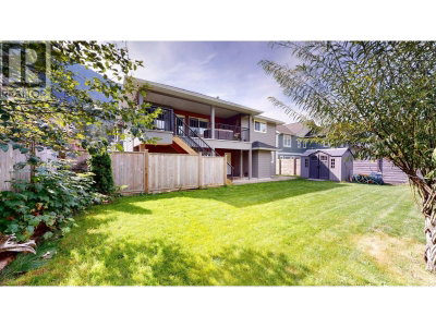 2015 BALSAM Way | Squamish British Columbia | Slide Image Thirty-five