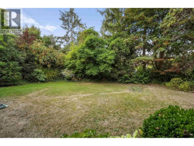 11669 228 Street | Maple Ridge British Columbia | Slide Image Nineteen