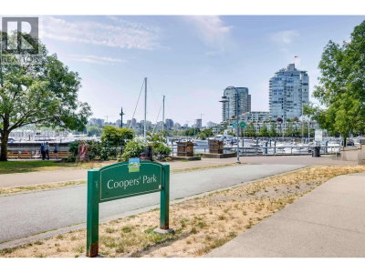 1033 MARINASIDE Crescent | Vancouver British Columbia | Slide Image Twenty-five