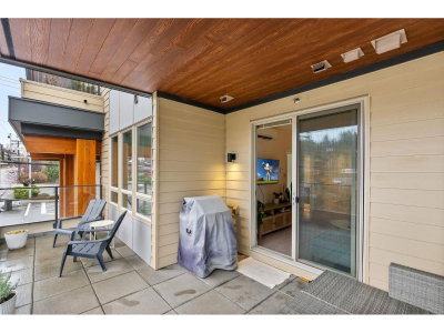 14022 NORTH BLUFF Road | White Rock British Columbia | Slide Image Twenty-three