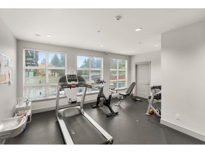 14022 NORTH BLUFF Road | White Rock British Columbia | Slide Image Twenty-five