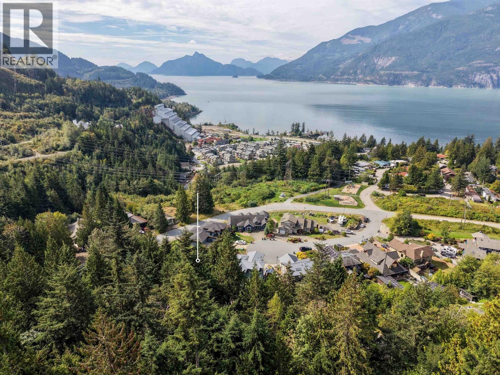 936 THISTLE Place, Britannia Beach, British Columbia V8B 1J2