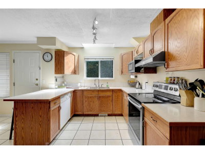 15501 89A Avenue | Surrey British Columbia | Slide Image Two