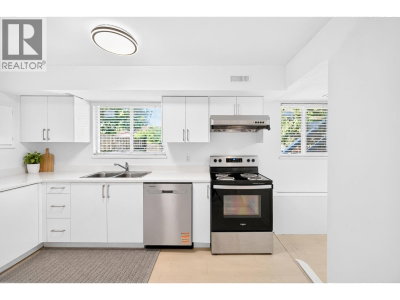 7691 FROBISHER Drive | Richmond British Columbia | Slide Image Sixteen
