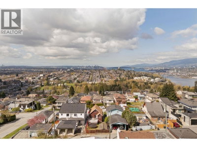 16 HYTHE Avenue | Burnaby British Columbia | Slide Image Thirty-seven