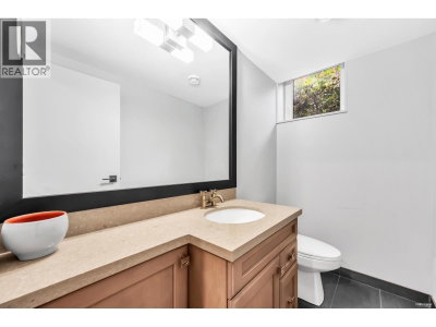 1112 W 38TH Avenue | Vancouver British Columbia | Slide Image Thirty-one