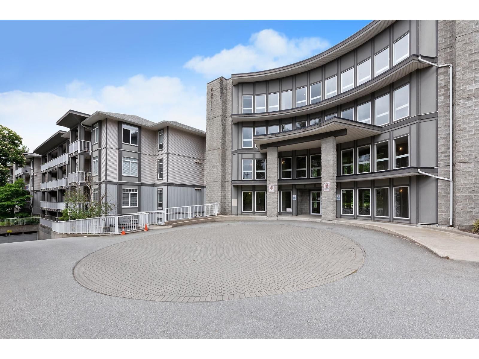 13277 108 Avenue, Surrey, British Columbia V3T 0A9