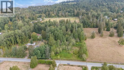 25181 100 Avenue | Maple Ridge British Columbia | Slide Image Two