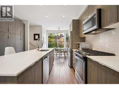 531 E 16TH Avenue | Vancouver British Columbia | Slide Image Nine