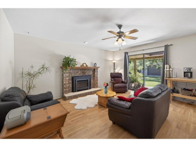 21050 YEOMANS Crescent | Langley British Columbia | Slide Image Fifteen