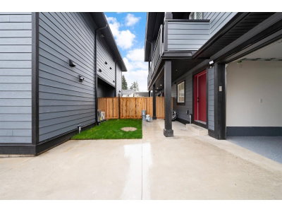 10432 128 Street | Surrey British Columbia | Slide Image Eight