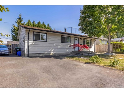 5052 205B Street | Langley British Columbia | Slide Image Two