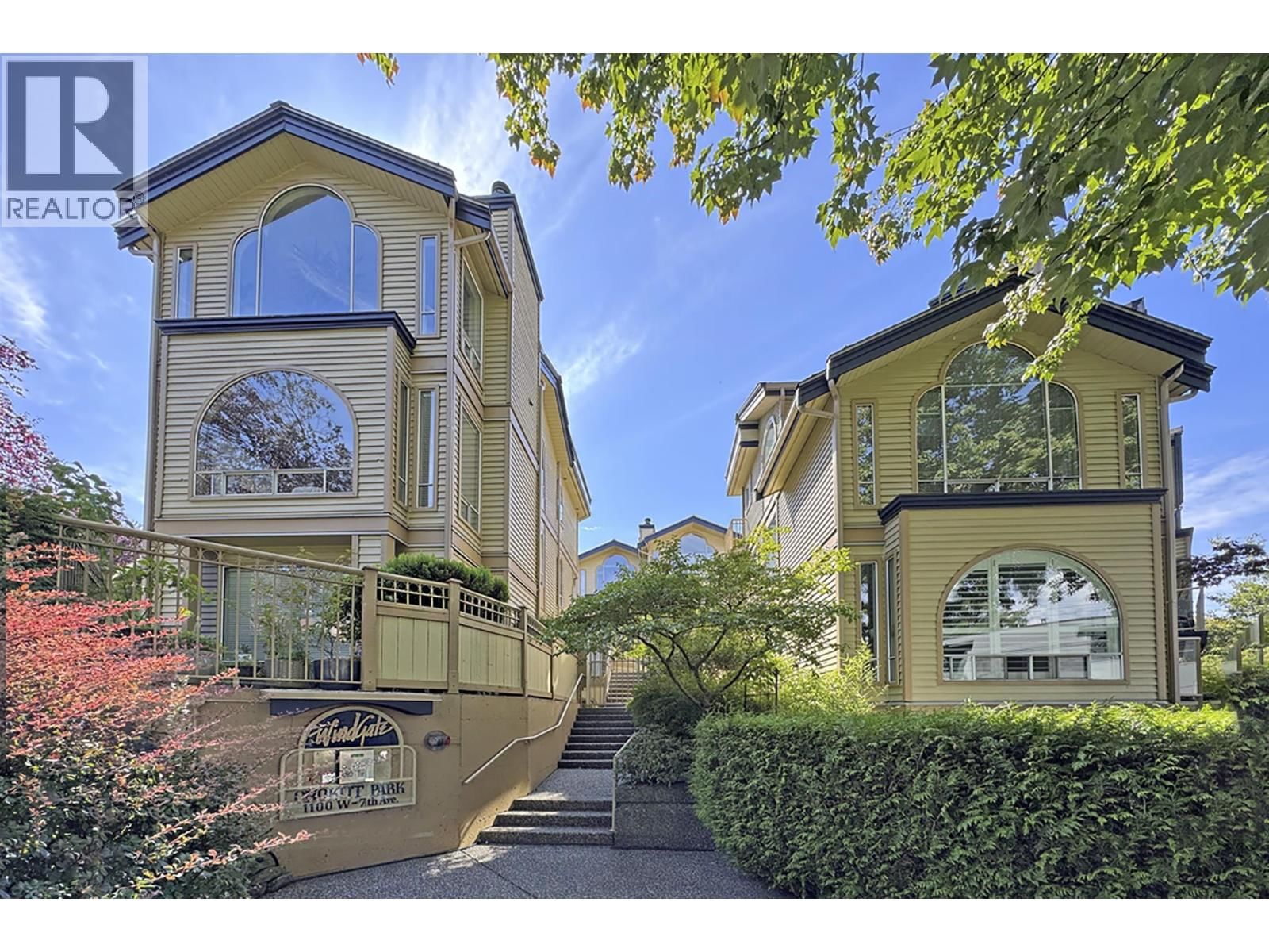 1100 7TH Avenue, Vancouver, British Columbia V6H 1B4
