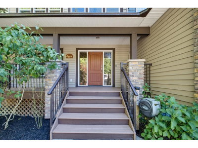 8886 EMIRY Street | Mission British Columbia | Slide Image Two