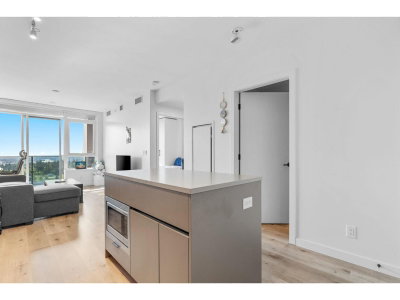 10448 UNIVERSITY Drive | Surrey British Columbia | Slide Image Eleven