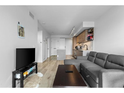 10448 UNIVERSITY Drive | Surrey British Columbia | Slide Image Five