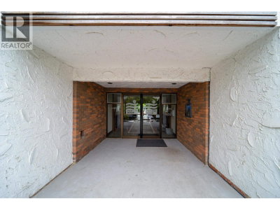 2450 CORNWALL Avenue | Vancouver British Columbia | Slide Image Thirty-seven
