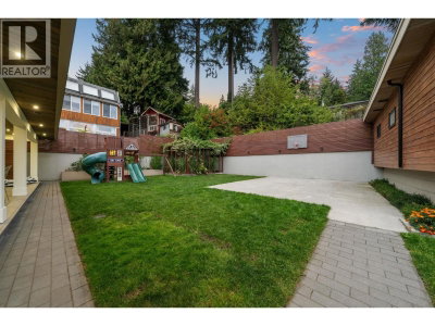 3980 NORWOOD Avenue | North Vancouver British Columbia | Slide Image Thirty-five