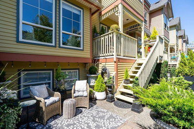 15151 BUENA VISTA Avenue | White Rock British Columbia | Slide Image Six