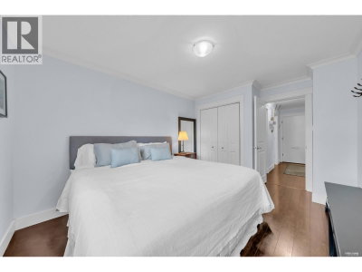 2040 CORNWALL Avenue | Vancouver British Columbia | Slide Image Thirteen