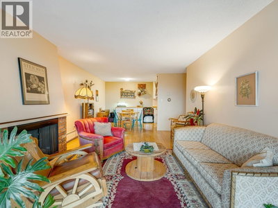 5340 HASTINGS Street | Burnaby British Columbia | Slide Image Ten
