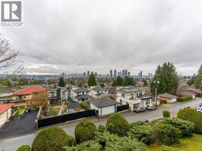 5340 HASTINGS Street | Burnaby British Columbia | Slide Image Two