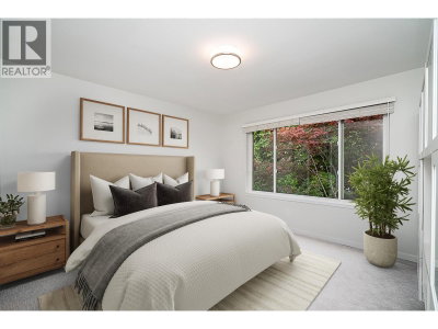 2308 14TH Avenue | Vancouver British Columbia | Slide Image Thirty-one