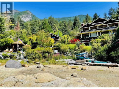 7545 ISLETS Place | Sechelt British Columbia | Slide Image Two
