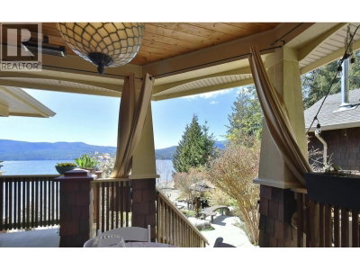 7545 ISLETS Place | Sechelt British Columbia | Slide Image Eight