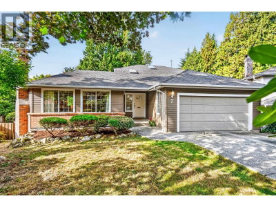7 ARROW-WOOD Close | Port Moody British Columbia | Slide Image Six