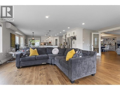 22749 125A Avenue | Maple Ridge British Columbia | Slide Image Eleven